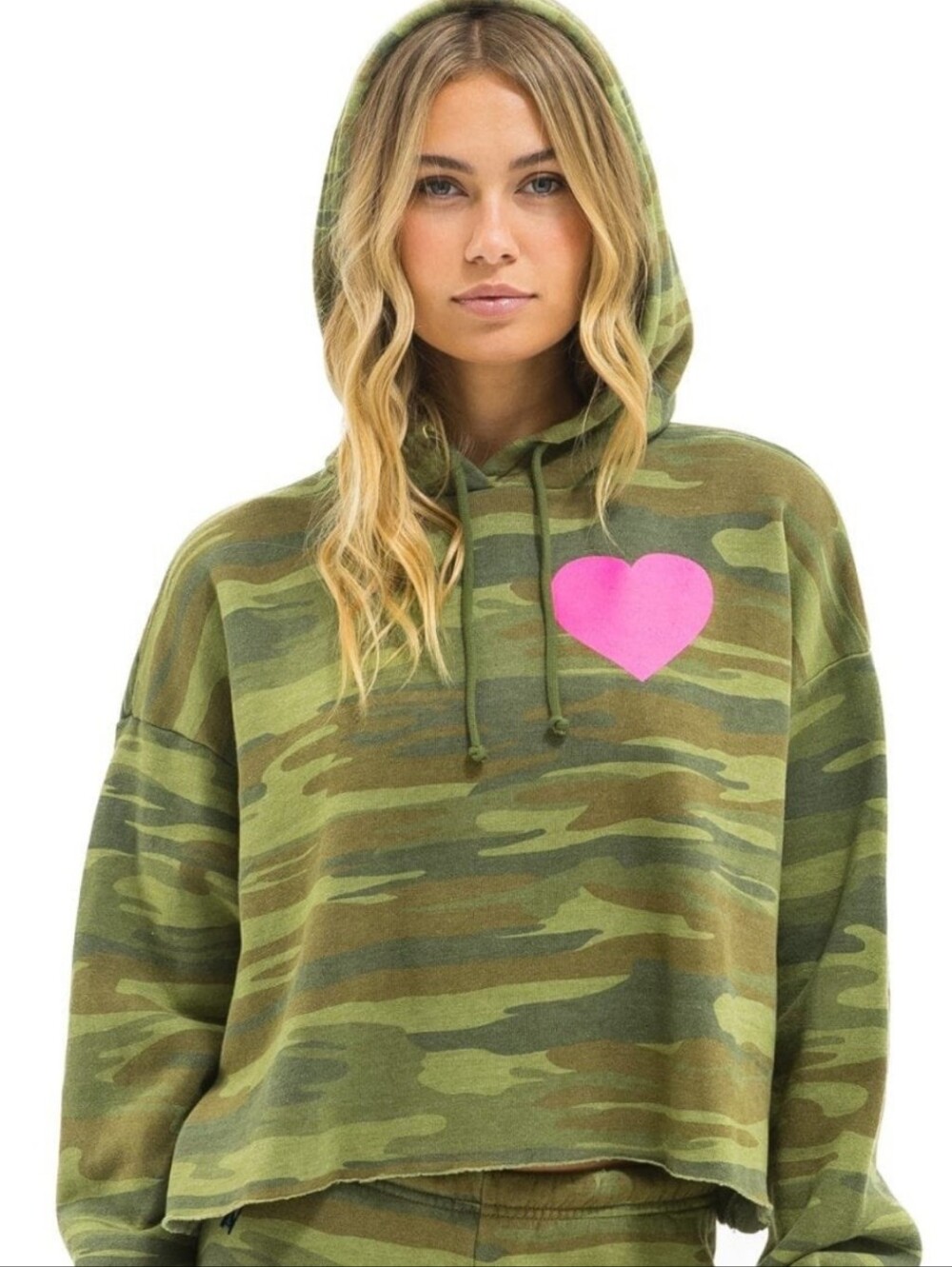 NWT AVIATOR NATION Camo Cropped Hoodie with Pink Heart